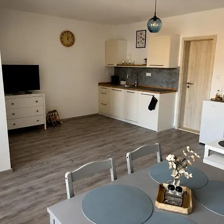 Apartamento Na Huti